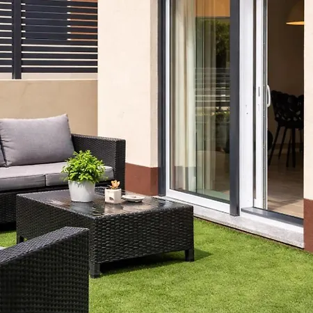 Appartamento Modern Apartment-close To Main