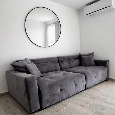 Appartamento Modern Apartment-close To Main