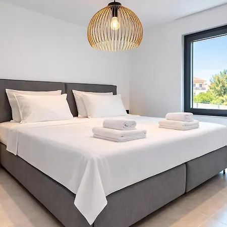 Appartamento Modern Apartment-close To Main Kaštela